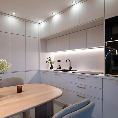 Luxury Rooftop Duplex شقة زادار