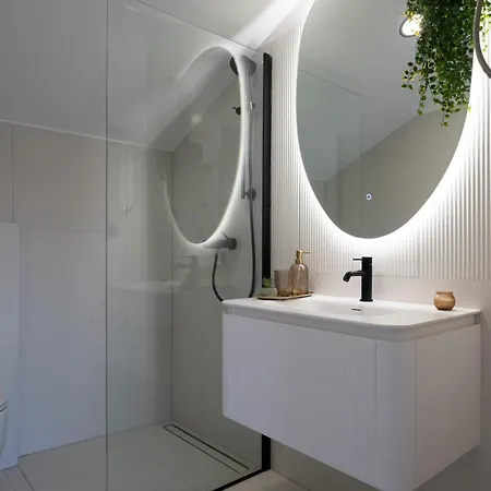 Luxury Rooftop Duplex زادار