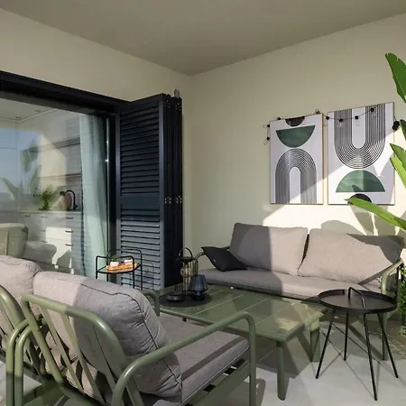 شقة Luxury Rooftop Duplex زادار